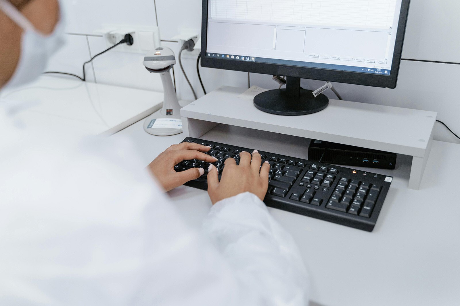 Featured Image by Sample PHI HIPAA Risk Technology Assessment for a Healthcare Provider